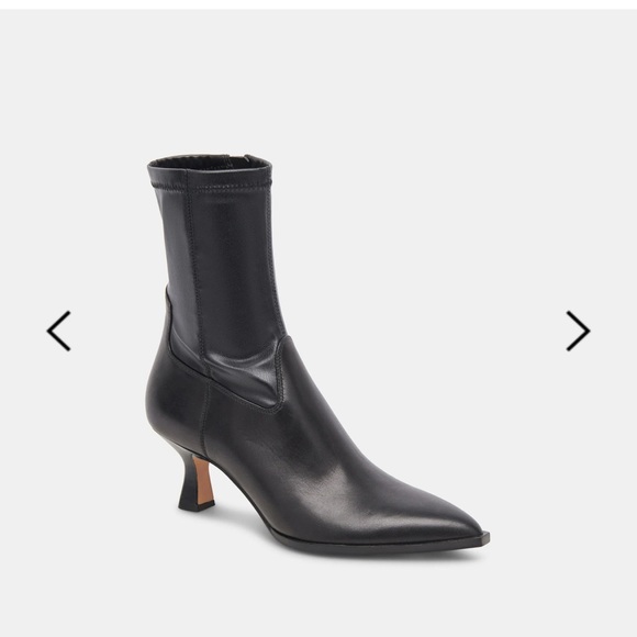 Dolce Vita Arya Boots - Black Pointed Toe and Kitten Heel Size 8 - Worn Once! - Picture 4 of 16